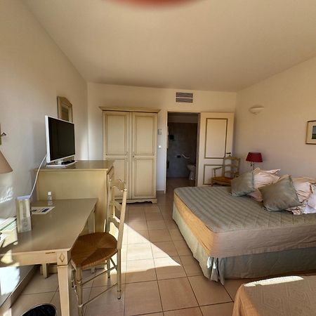 Hotel Terriciae Aux Portes De Maussane Les Alpilles Exterior photo