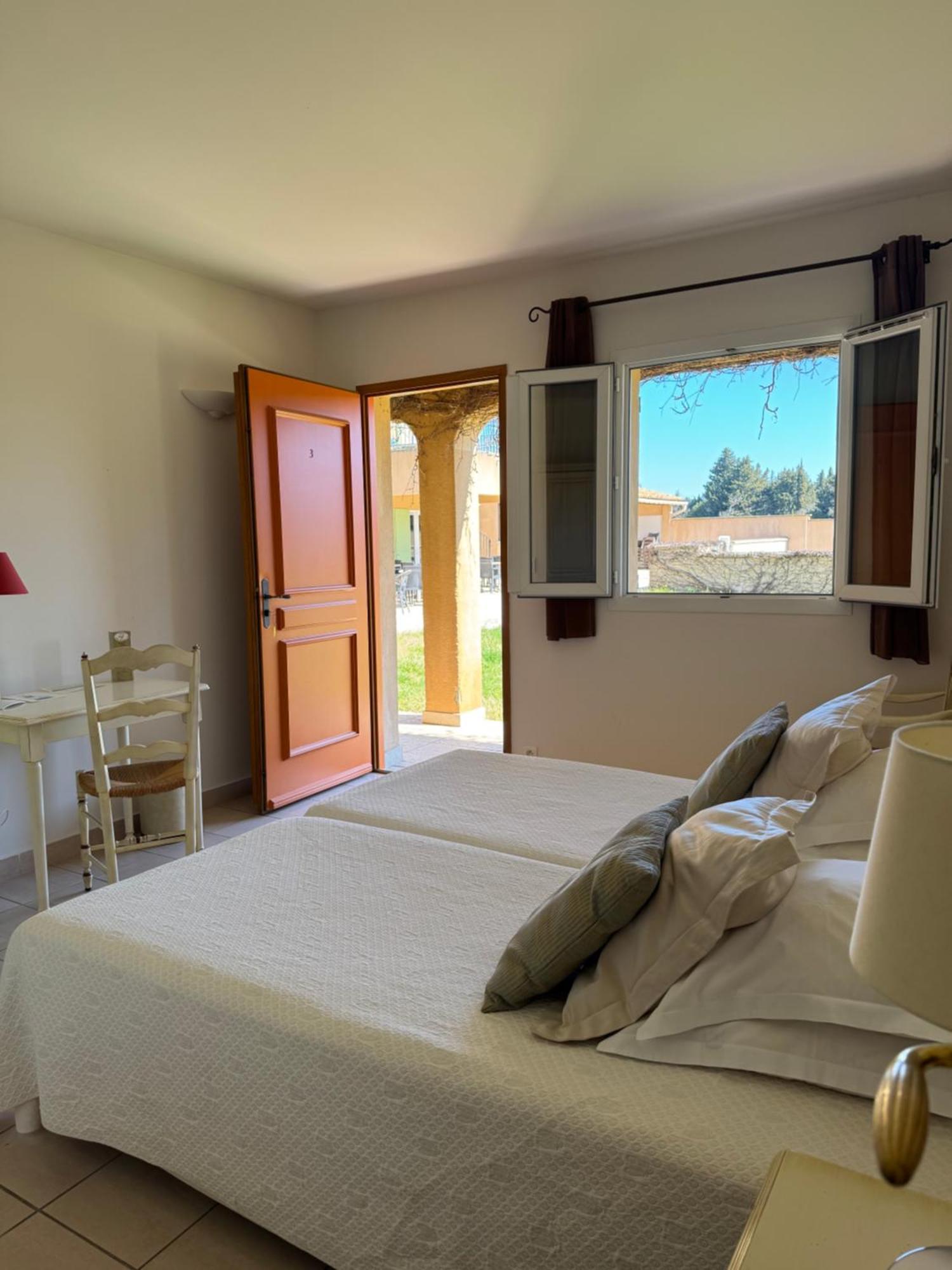Hotel Terriciae Aux Portes De Maussane Les Alpilles Exterior photo